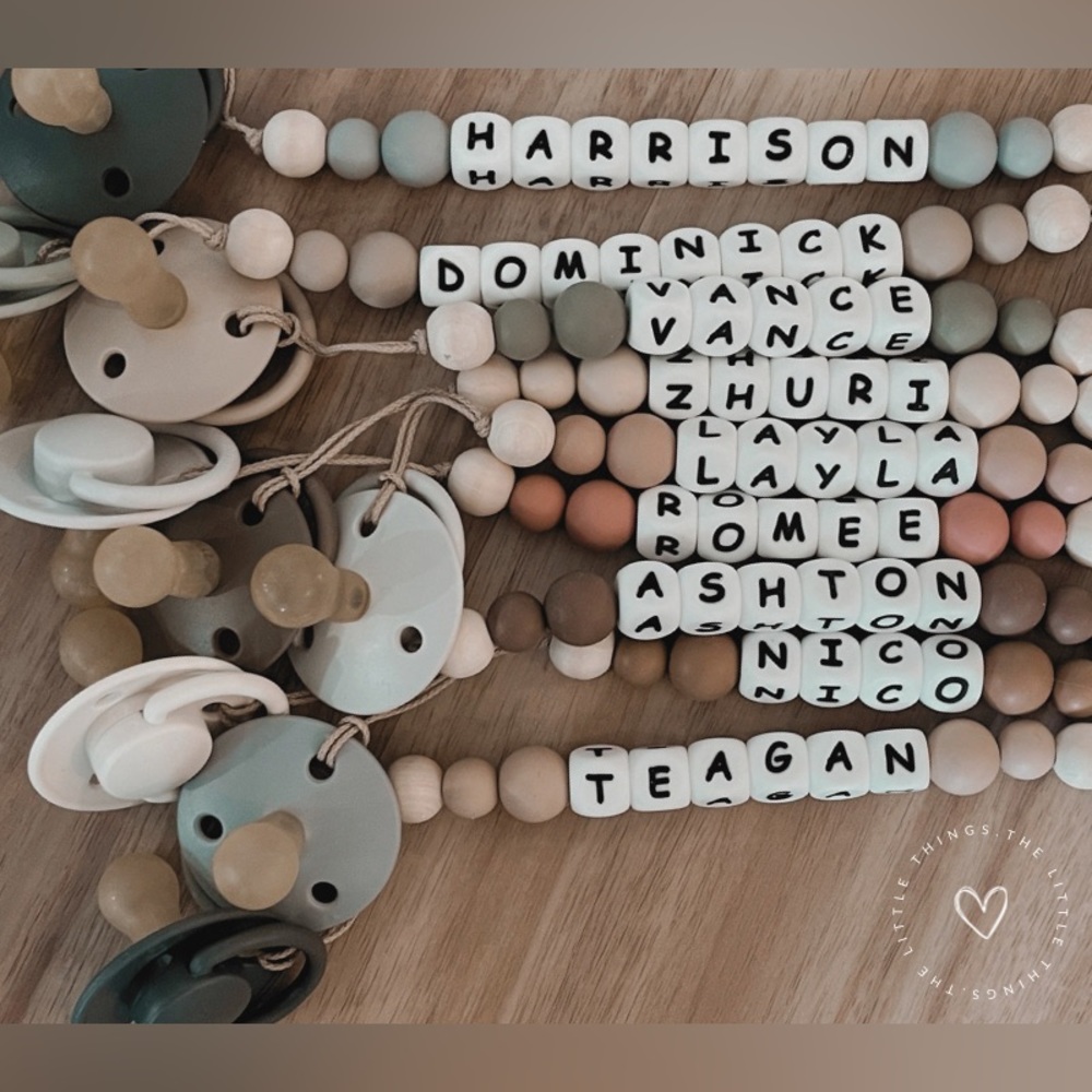 Personalized Silicone Pacifier Clip